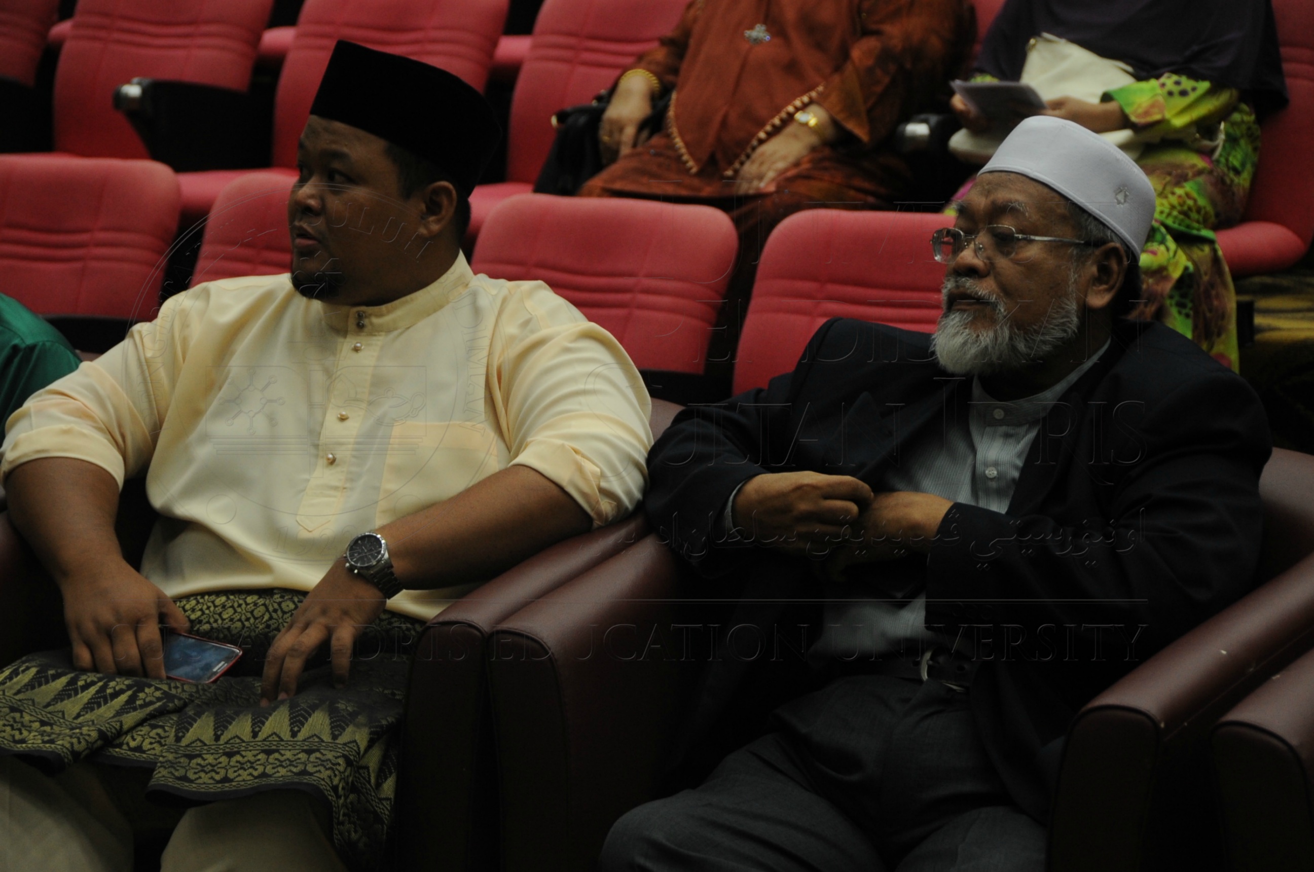 PRO 16 1 MAULIDUR HAS 7295